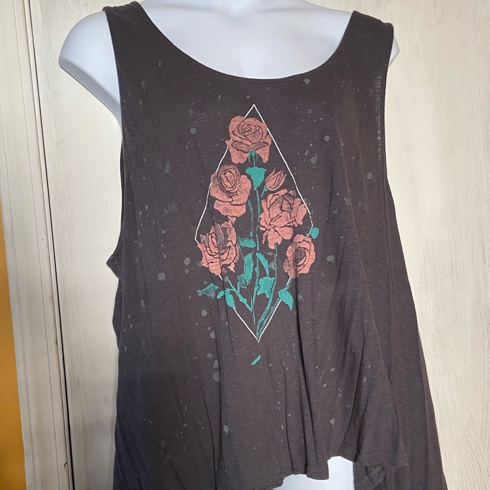 Hi-Low Tank NWOT